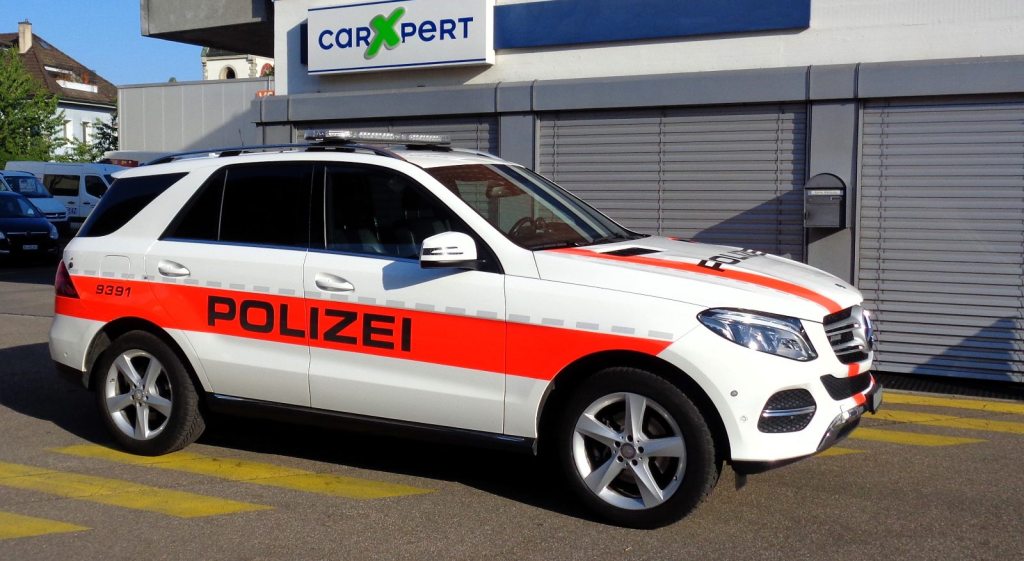 MERCEDES-BENZ GLE 350 d POLIZEI, Diesel, Second hand / Used, Automatic - 5