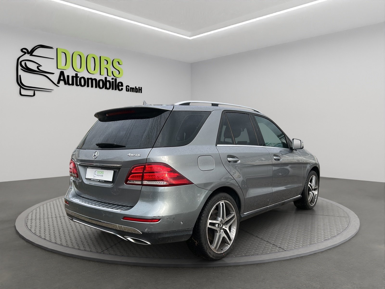 MERCEDES-BENZ GLE 350 d 4Matic 9G-Tronic, Diesel, Second hand / Used, Automatic - 3