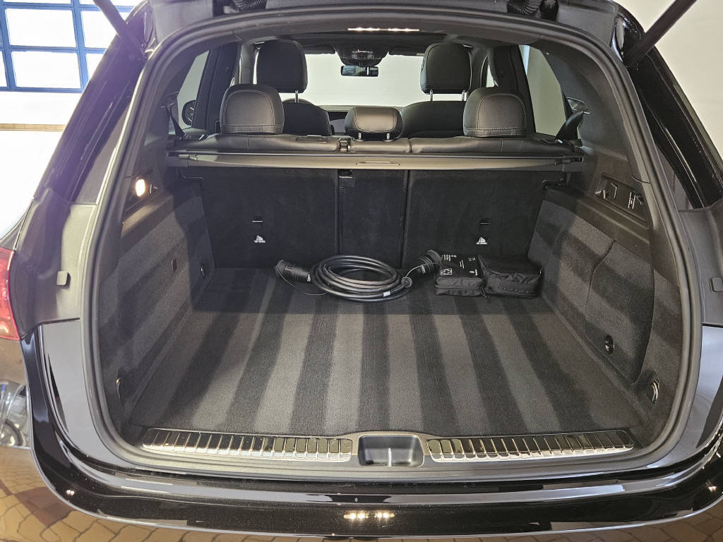MERCEDES-BENZ GLE 350 de 4Matic AMG Line, Plug-in-Hybrid Diesel/Elektro, Occasion / Gebraucht, Automatik - 4