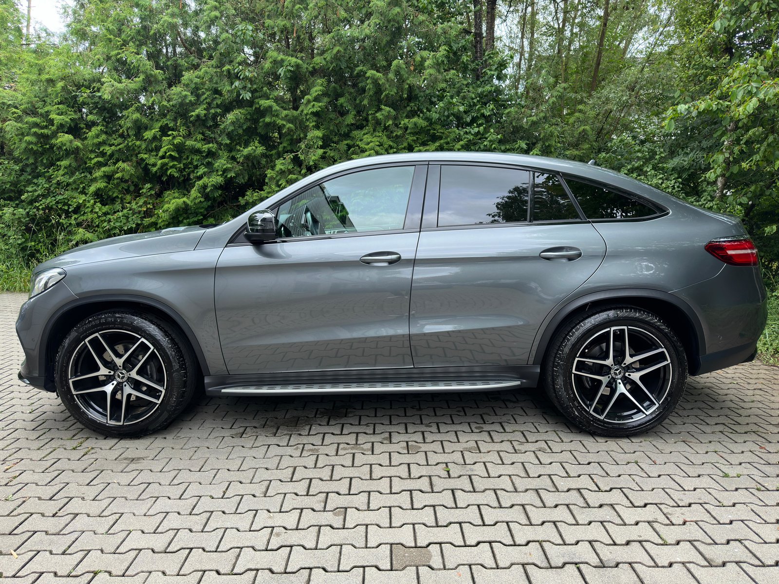 MERCEDES-BENZ GLE Coupé 350 d AMG-Line 4Matic 9G-Tronic, Diesel, Occasion / Gebraucht, Automatik - 2