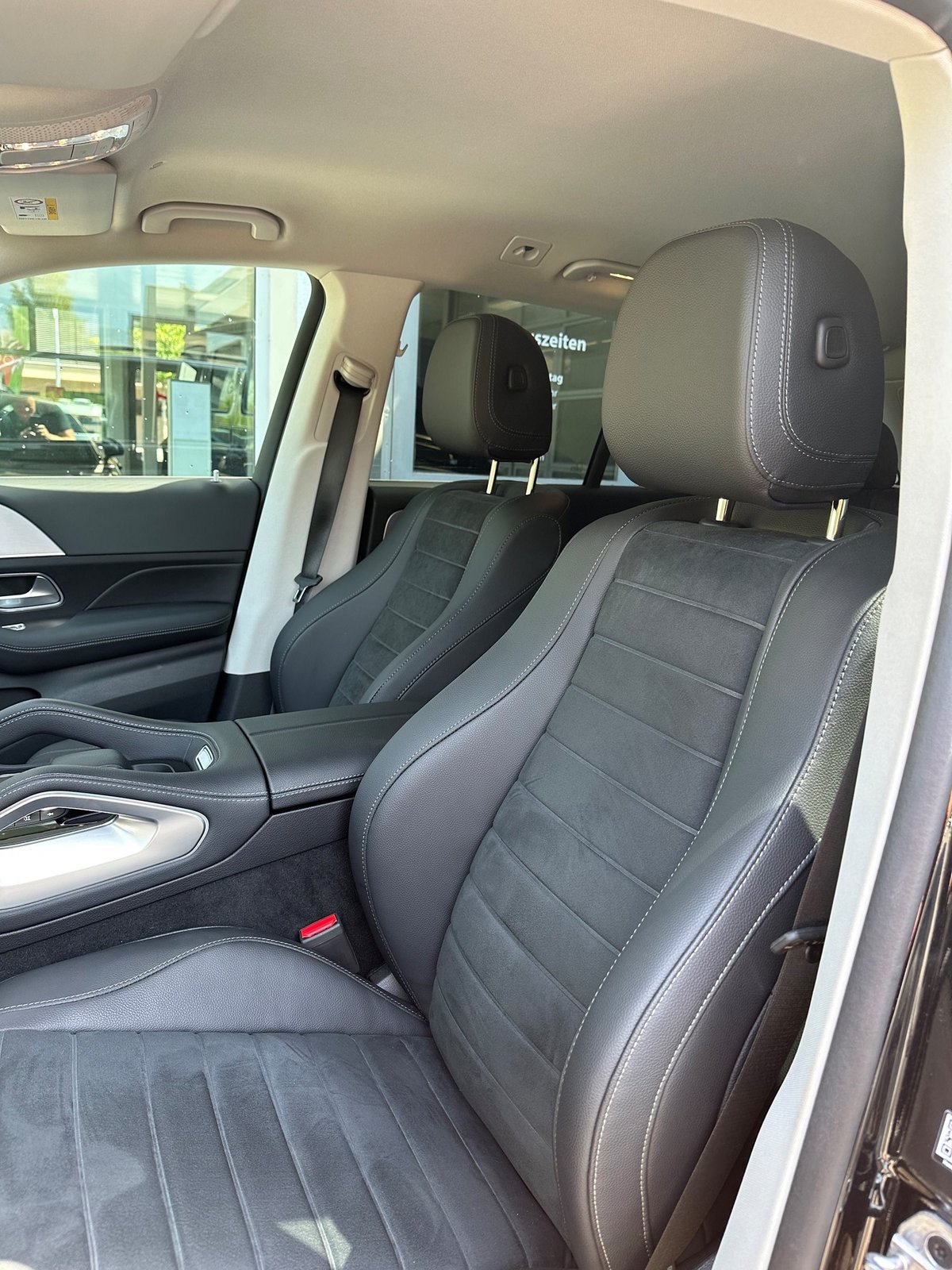 MERCEDES-BENZ GLE 350 de 4Matic AMG Line 9G-Tronic, Plug-in-Hybrid Diesel/Elektro, Occasion / Gebraucht, Automatik - 5