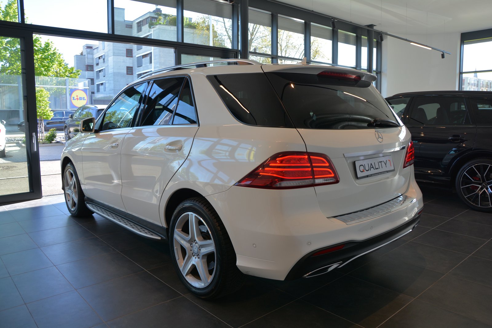 MERCEDES-BENZ GLE 350 d 4Matic 9G-Tronic, Diesel, Occasion / Gebraucht, Automatik - 6