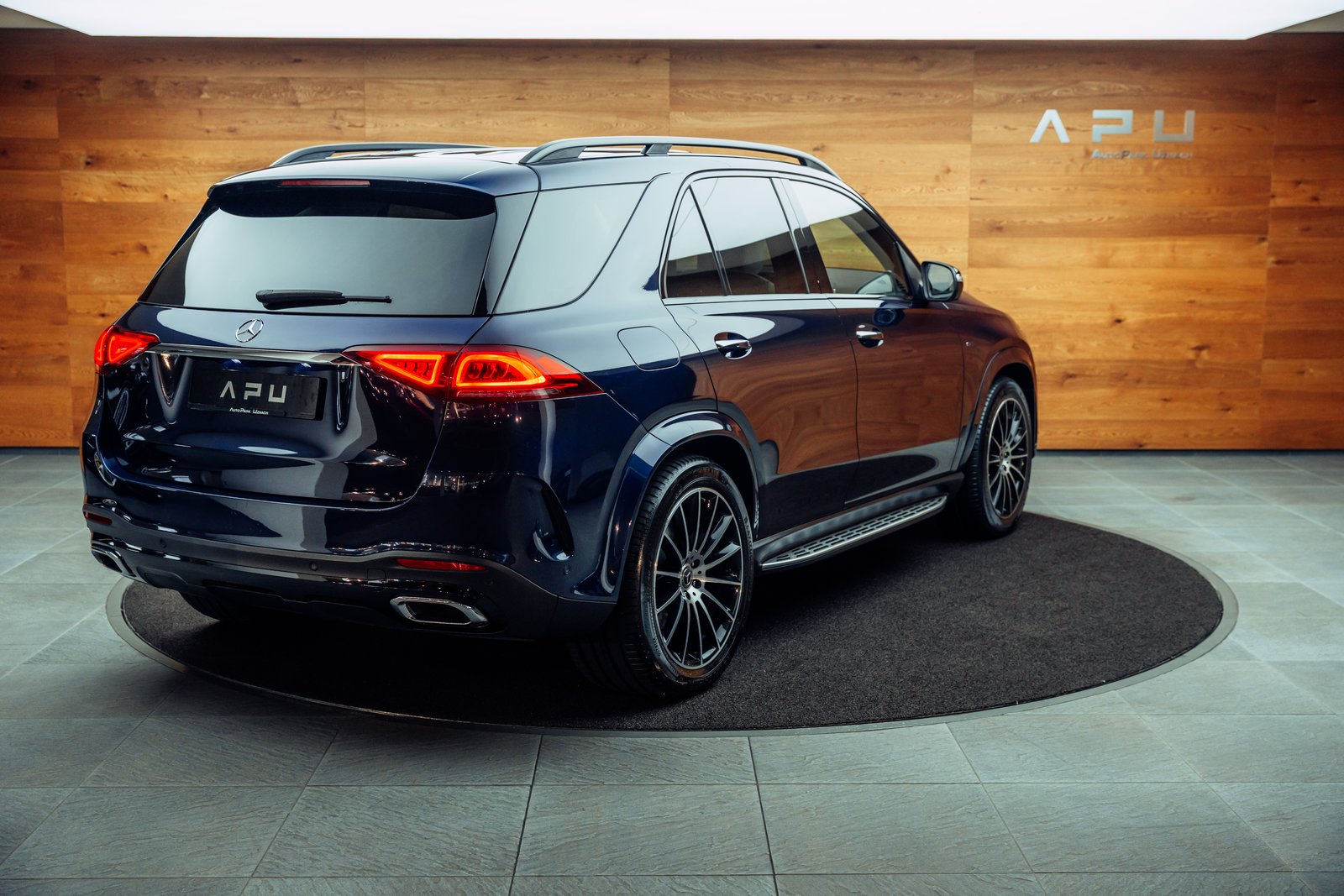 MERCEDES-BENZ GLE 350 de 4Matic AMG Line 9G-Tronic, Plug-in-Hybrid Diesel/Electric, Second hand / Used, Automatic - 3