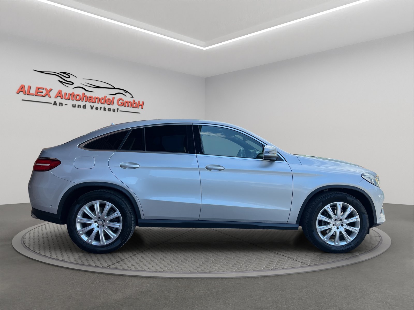MERCEDES-BENZ GLE Coupé 350 d 4Matic 9G-Tronic, Diesel, Second hand / Used, Automatic - 3