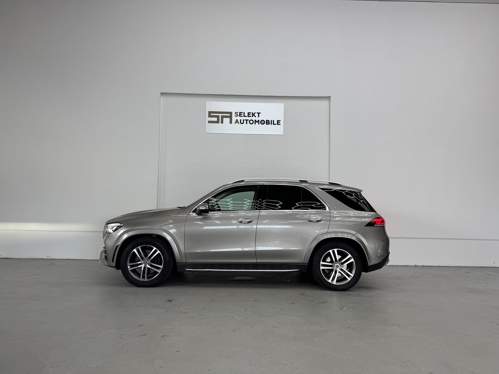 MERCEDES-BENZ GLE 350 d 4Matic AMG Line 9G-Tronic, Diesel, Occasion / Gebraucht, Automatik - 3