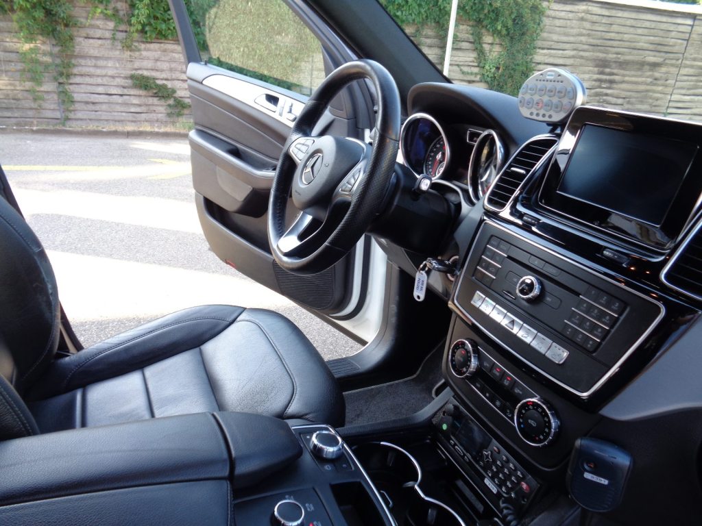 MERCEDES-BENZ GLE 350 d POLIZEI, Diesel, Second hand / Used, Automatic - 6