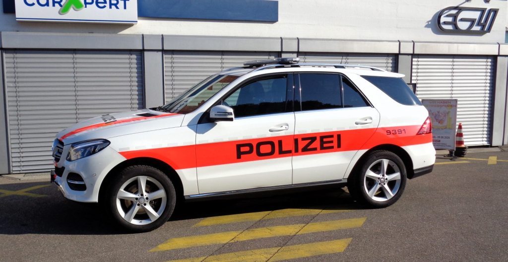 MERCEDES-BENZ GLE 350 d Executive 4x4 Polizei, Diesel, Occasion / Gebraucht, Automatik - 5