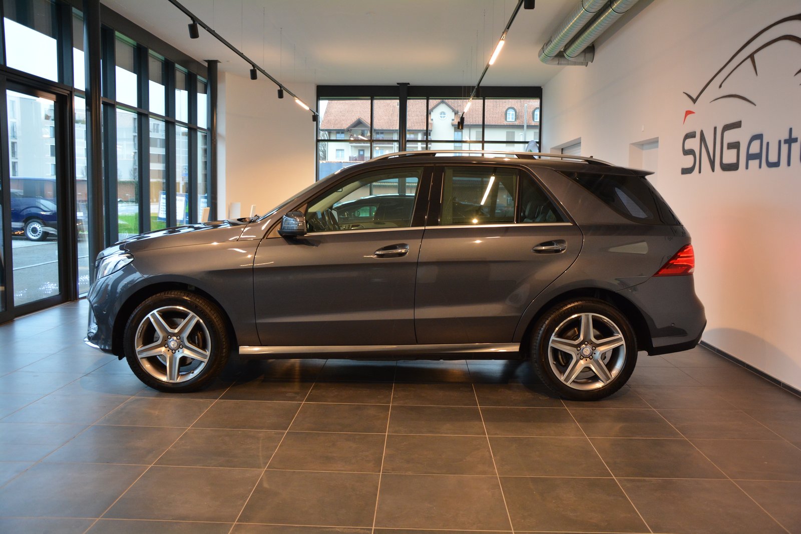 MERCEDES-BENZ GLE 350 d Executive 4Matic 9G-Tronic AMG-Line, Diesel, Occasion / Gebraucht, Automat - 3