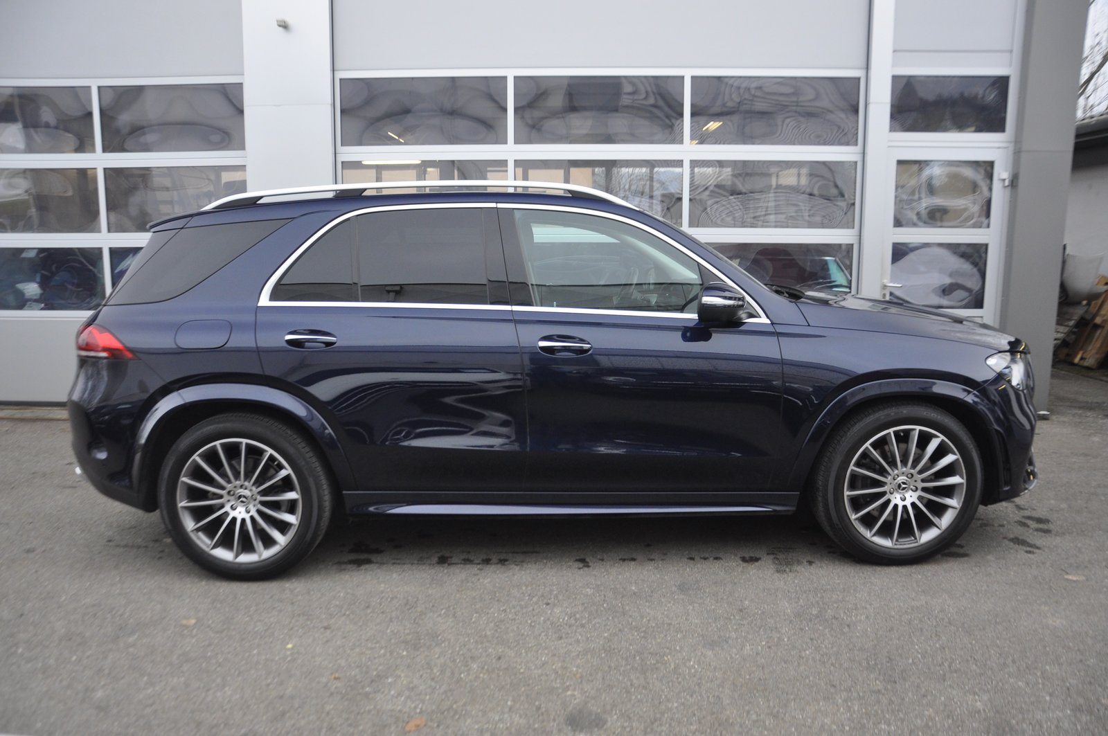 MERCEDES-BENZ GLE 400 d 4Matic AMG Line 9G-Tronic I 7 Plätz, Diesel, Occasion / Utilisé, Automatique - 2