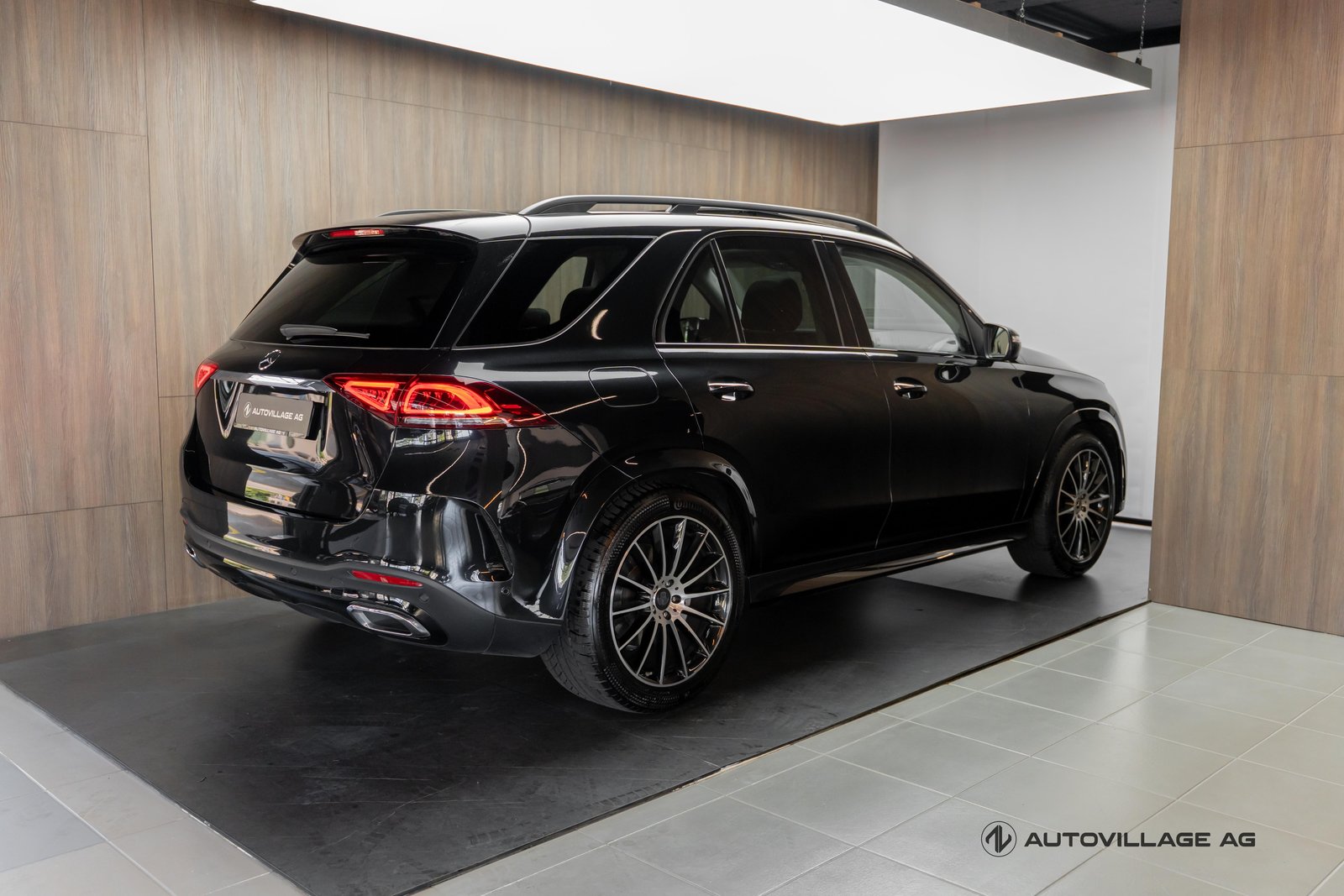 MERCEDES-BENZ GLE 400 d 4Matic AMG Line 9G-Tronic, Diesel, Occasion / Gebraucht, Automatik - 2