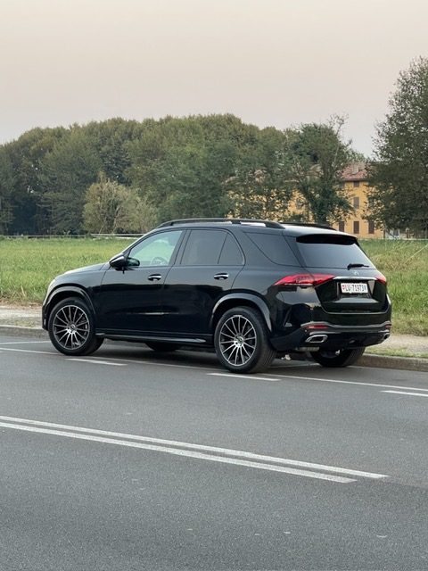 MERCEDES-BENZ GLE 400 d AMG Line 4matic