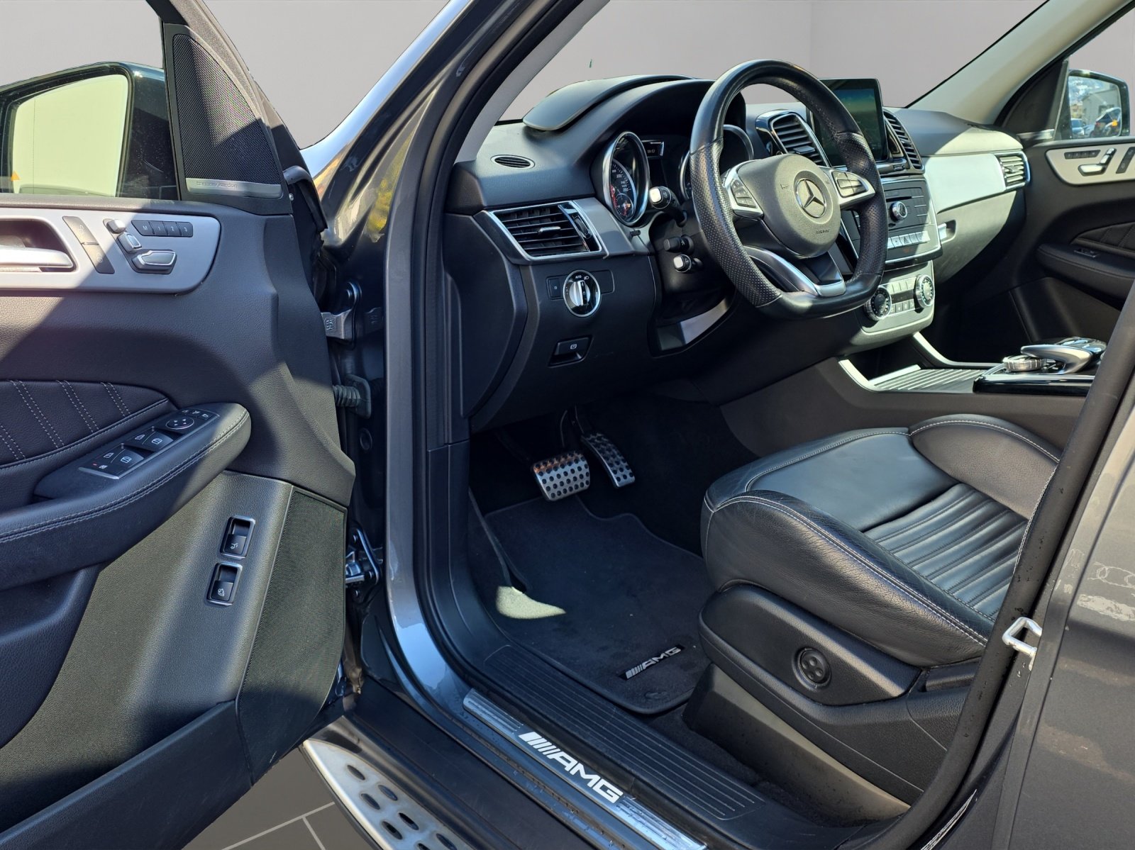 MERCEDES-BENZ GLE 43 AMG Executive 4Matic 9G-Tronic, Essence, Occasion / Utilisé, Automatique - 7