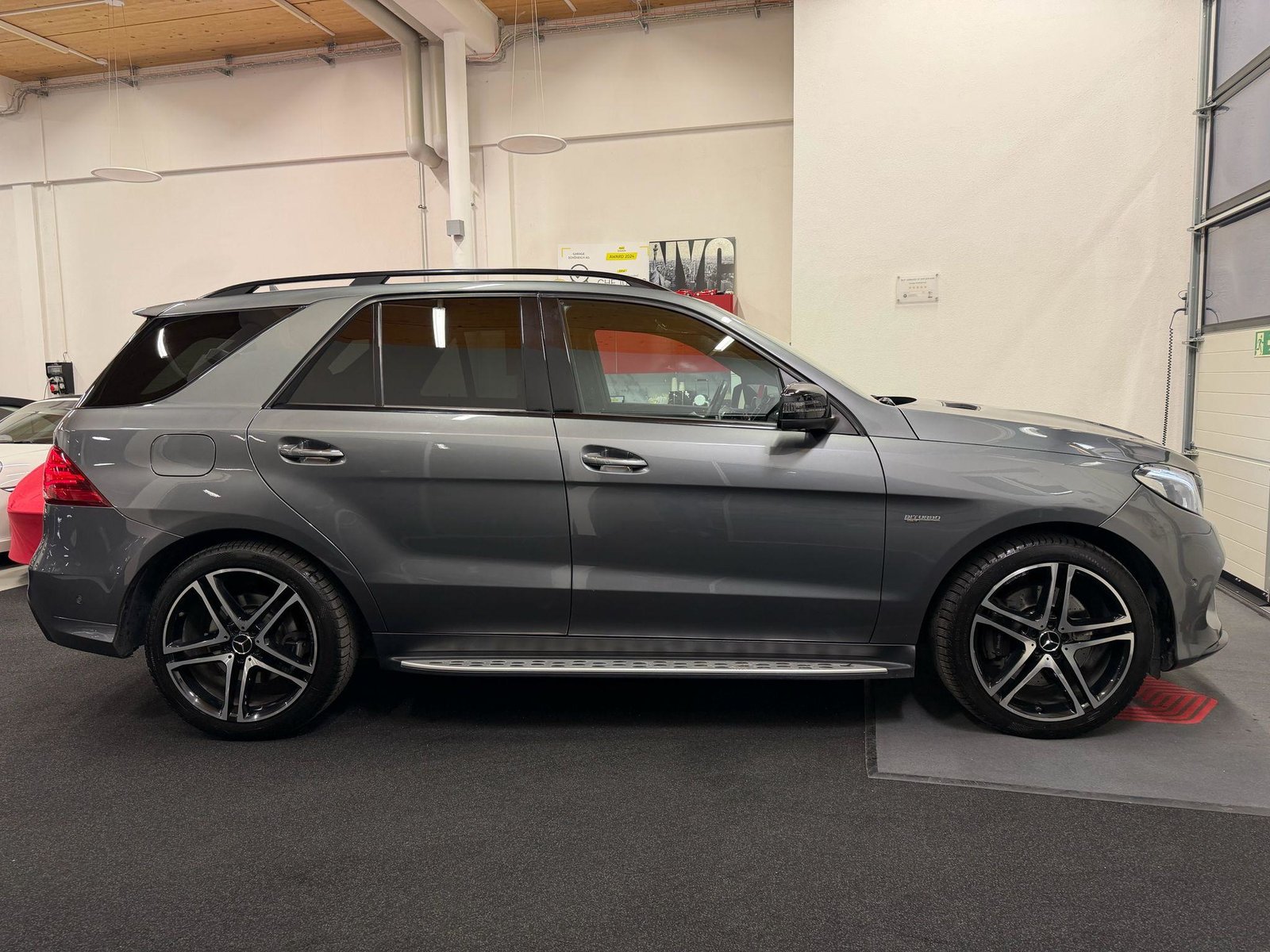 MERCEDES-BENZ GLE 43 AMG, Benzin, Occasion / Gebraucht, Automatik - 4