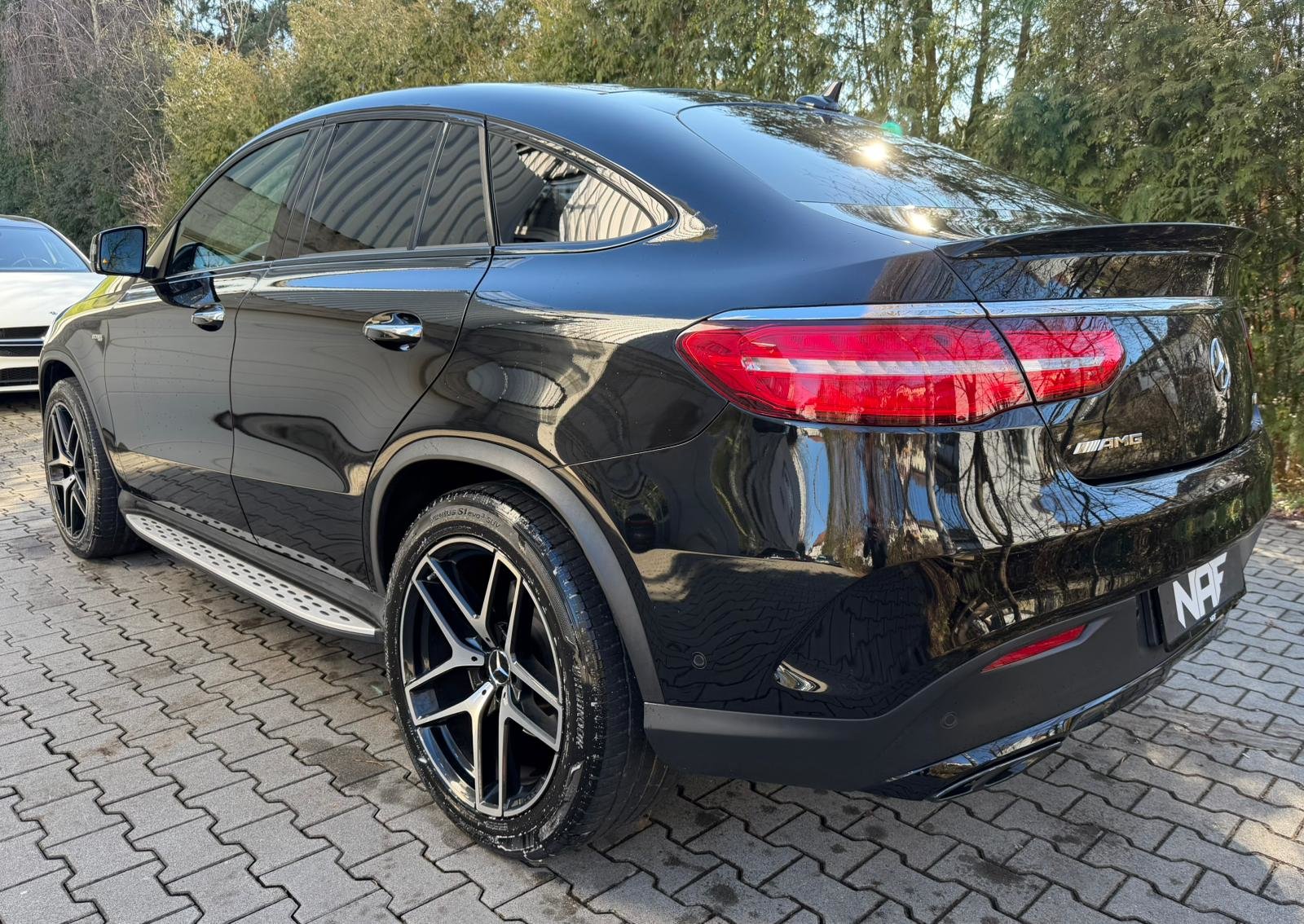MERCEDES-BENZ GLE Coupé 43 AMG 4Matic 9G-Tronic, Benzin, Occasion / Gebraucht, Automatik - 3