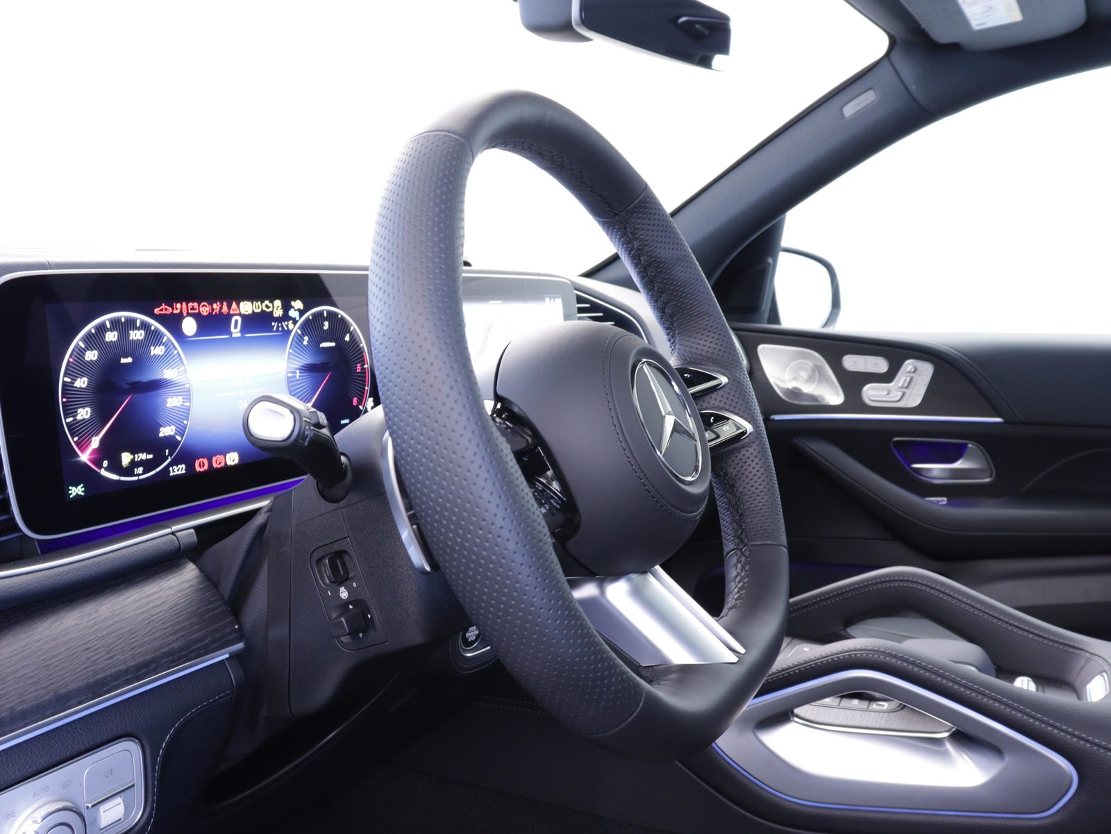 MERCEDES-BENZ GLE 450 d AMG Line 4matic, Mild-Hybrid Diesel/Electric, New car, Automatic - 7