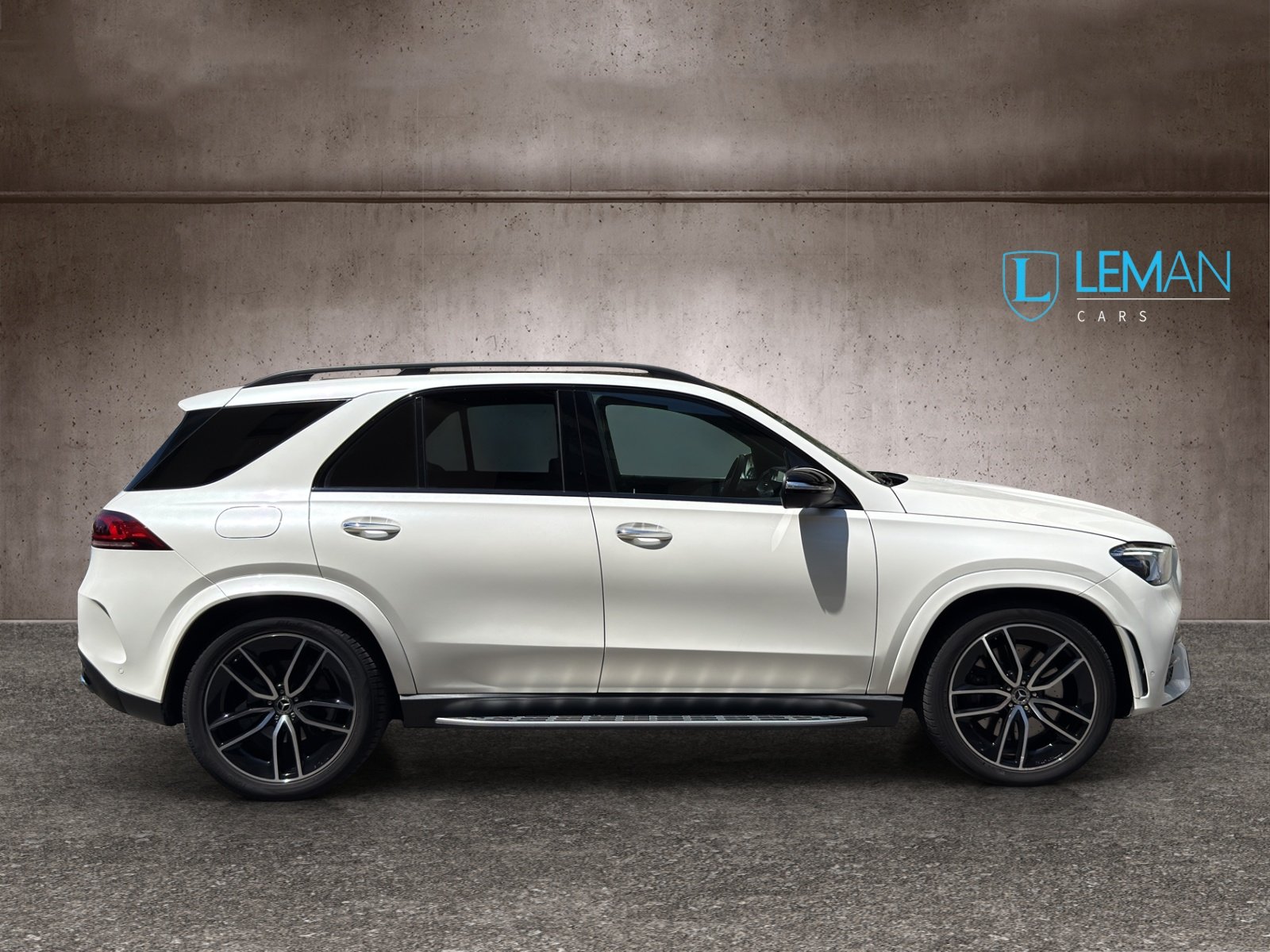 MERCEDES-BENZ GLE 450 4Matic AMG Line 9G-Tronic, Mild-Hybrid Benzin/Elektro, Occasion / Gebraucht, Automatik - 4