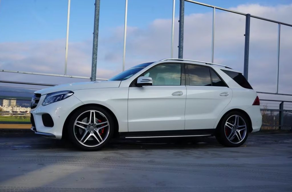 MERCEDES-BENZ GLE 500 4Matic, Petrol, Second hand / Used, Automatic - 5
