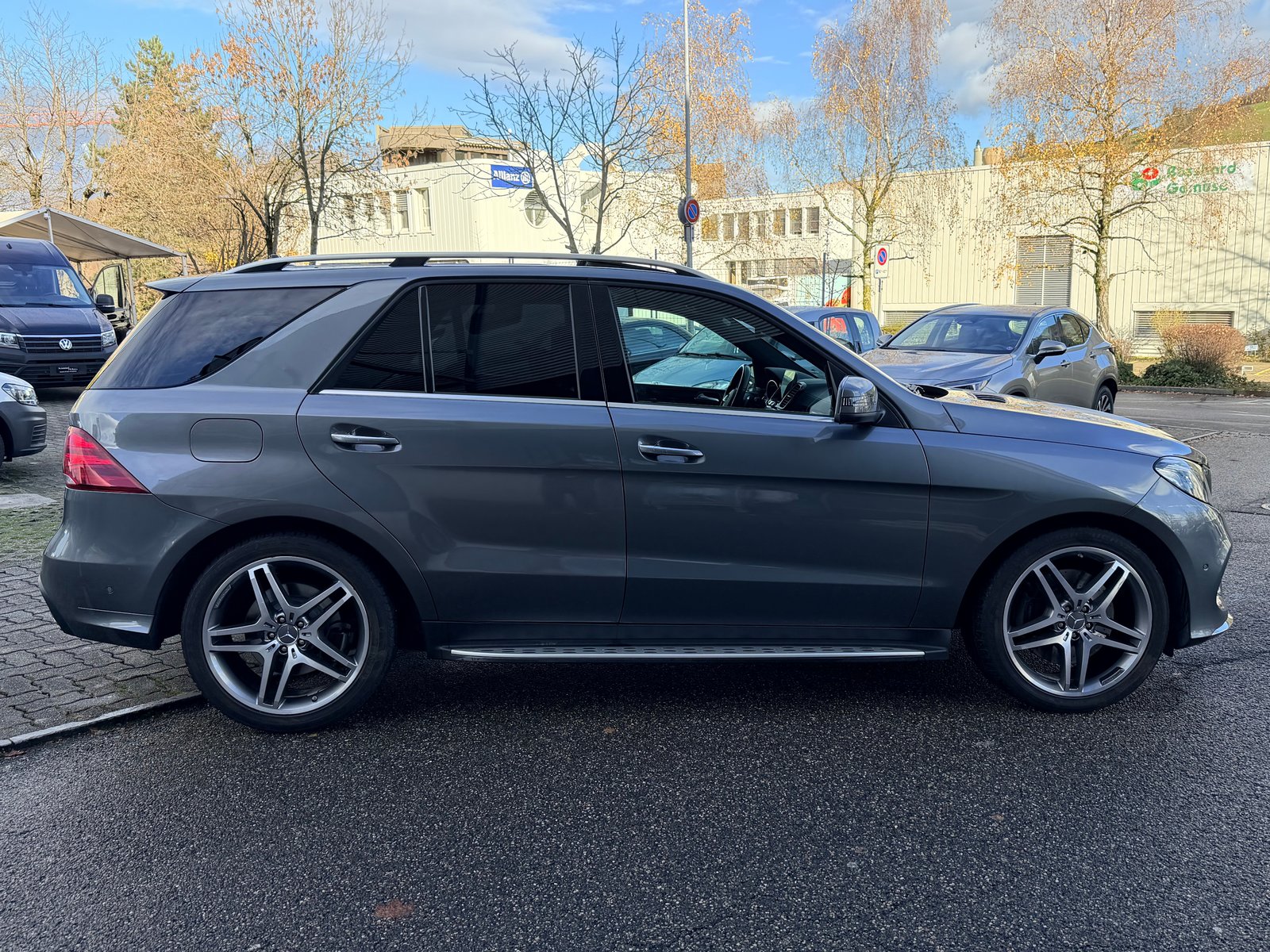 MERCEDES-BENZ GLE 500 Executive 4Matic 9G-Tronic, Benzin, Occasion / Gebraucht, Automatik - 2