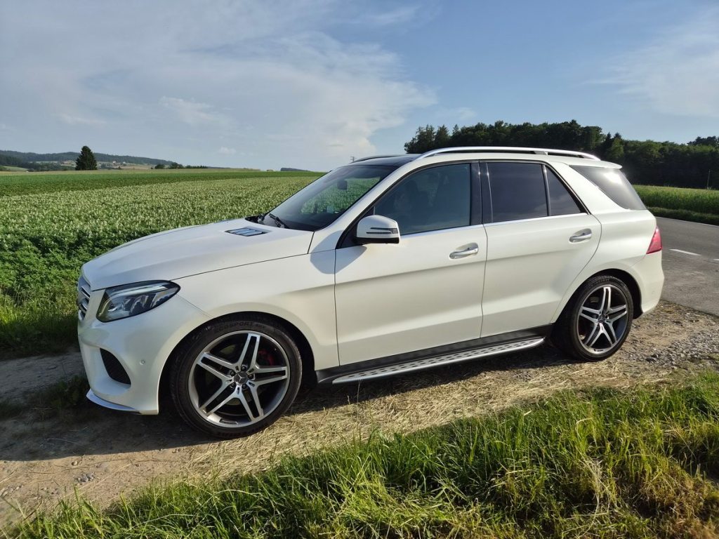MERCEDES-BENZ GLE 500 V8