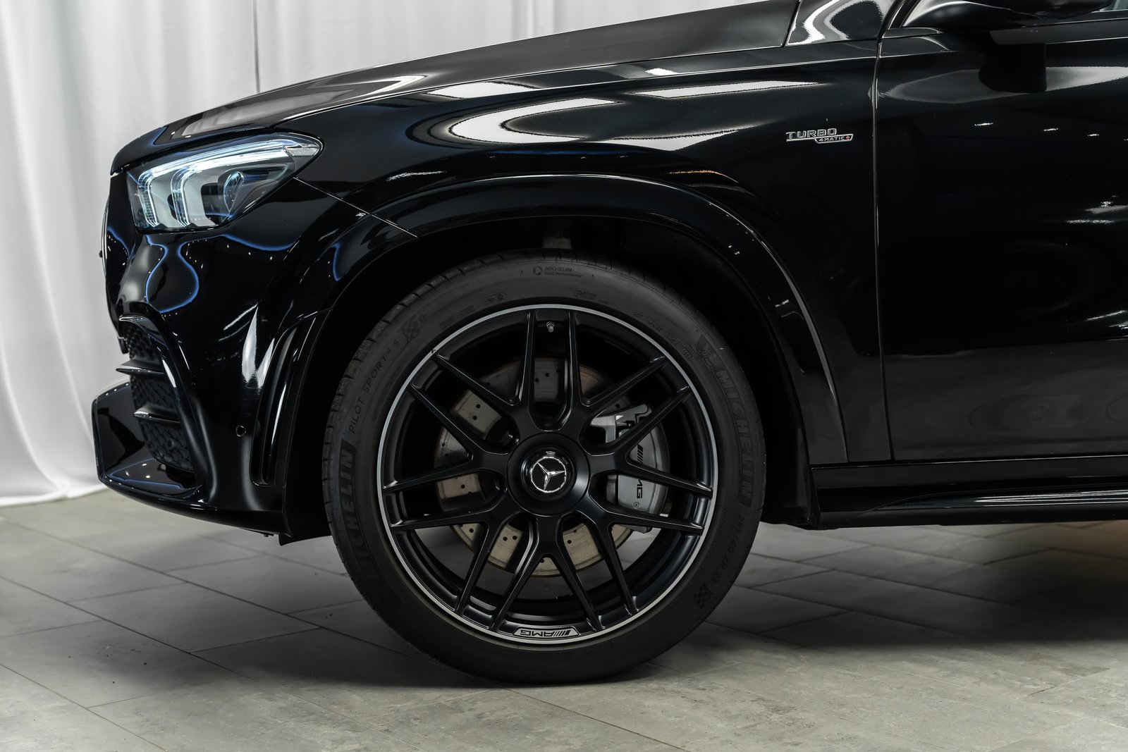 MERCEDES-BENZ GLE Coupé 53 AMG 4Matic+ Speedshift *24 M-Gar, Benzin, Occasion / Gebraucht, Automatik - 4