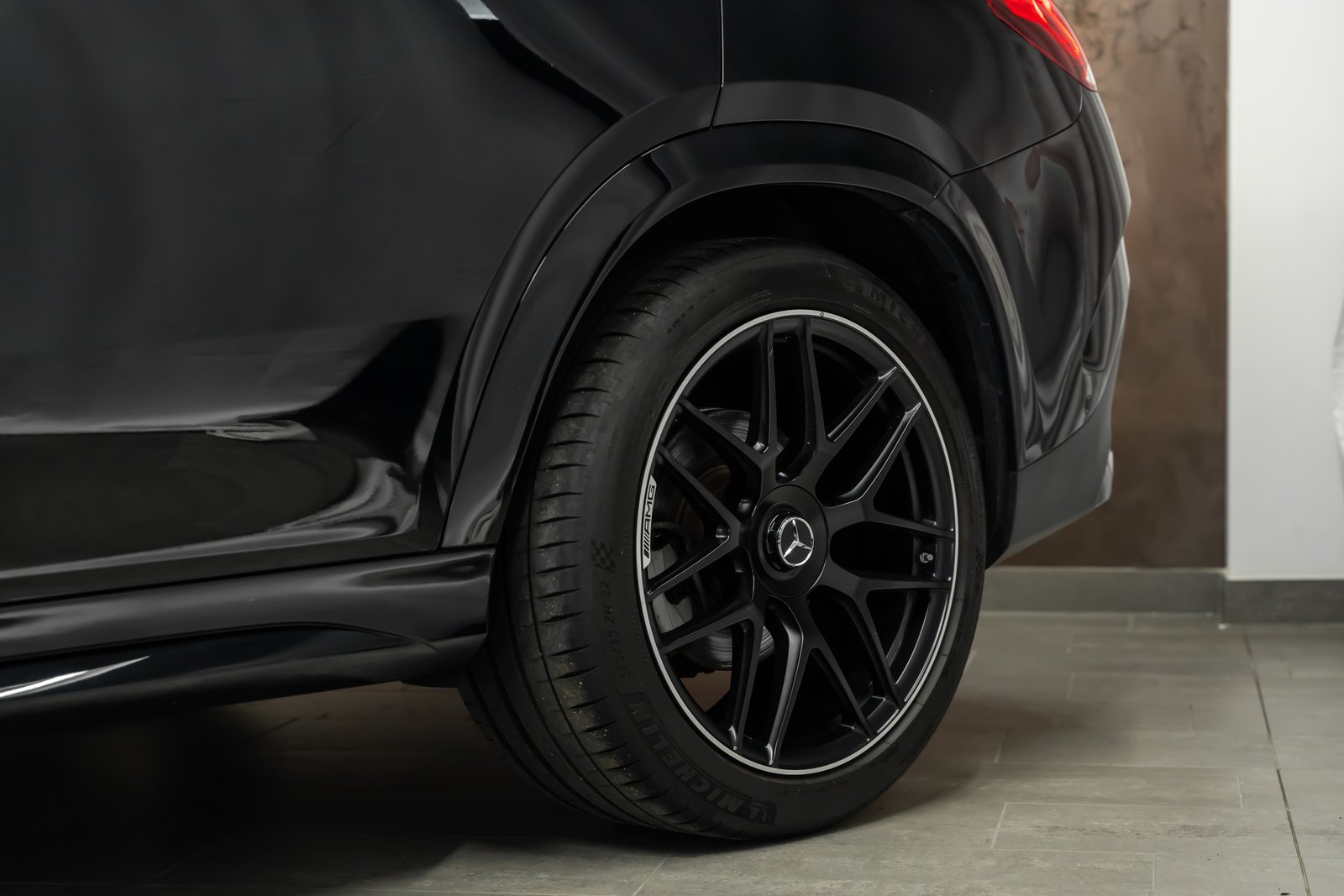 MERCEDES-BENZ GLE Coupé 53 AMG 4Matic+ Speedshift *24 M-Gar, Benzin, Occasion / Gebraucht, Automatik - 5