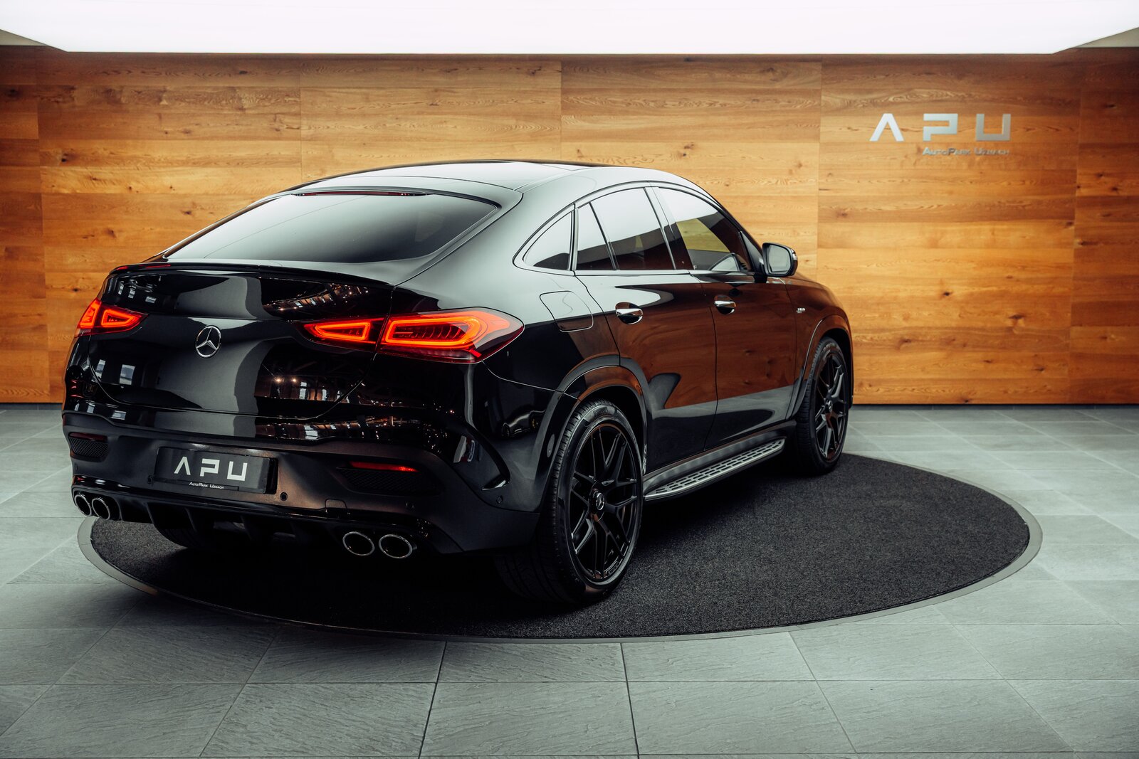 MERCEDES-BENZ GLE Coupé 53 AMG 4Matic + Speedshift, Mild-Hybrid Benzin/Elektro, Occasion / Gebraucht, Automatik - 2