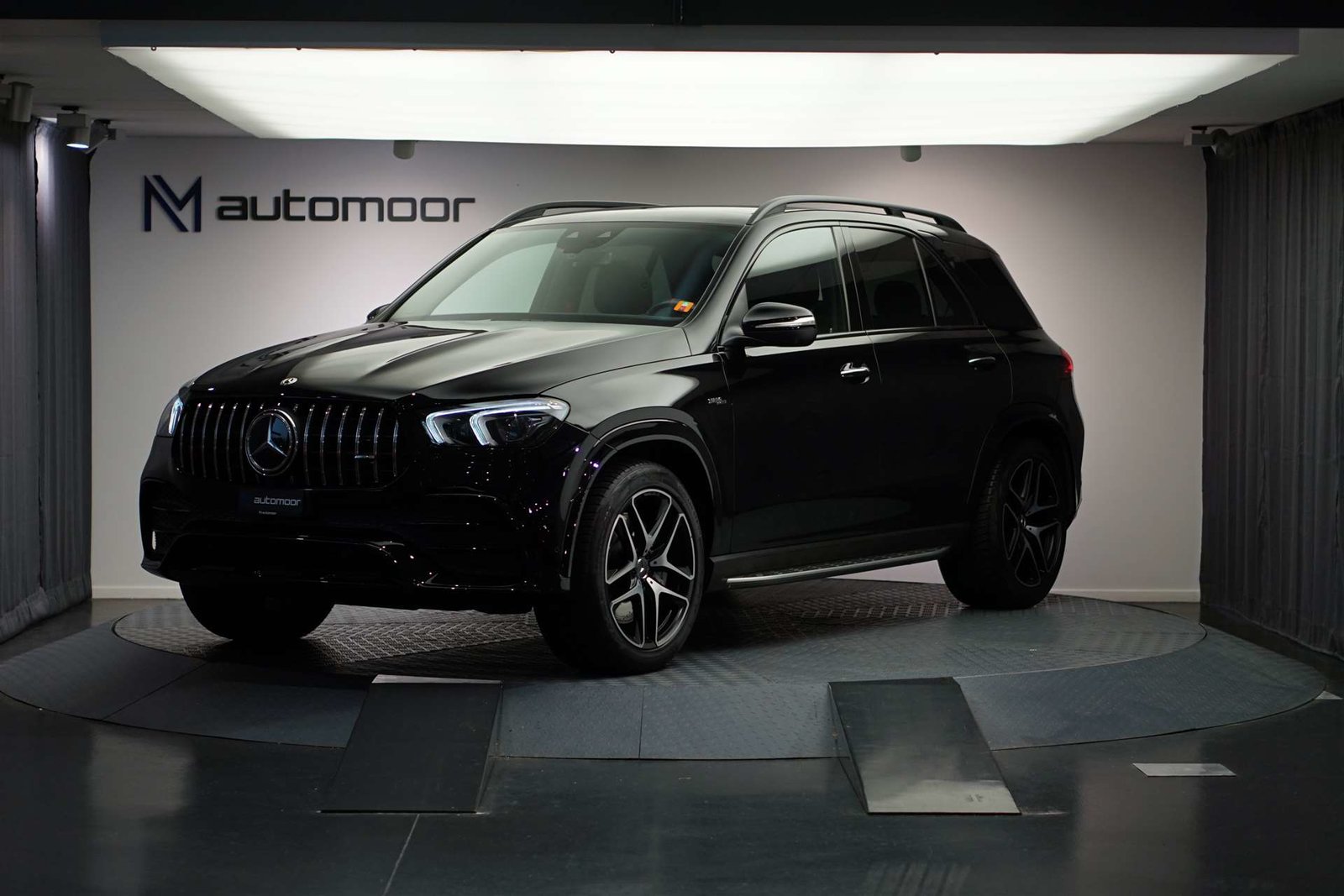 MERCEDES-BENZ GLE 53 AMG 4Matic+ 9G-Speedshift *CH-Fahrzeug* *Panorama* *A