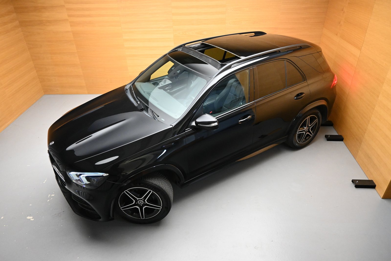MERCEDES-BENZ GLE 580 4Matic AMG Line 9G-Tronic *AHK*, Mild-Hybrid Benzin/Elektro, Occasion / Gebraucht, Automatik - 2