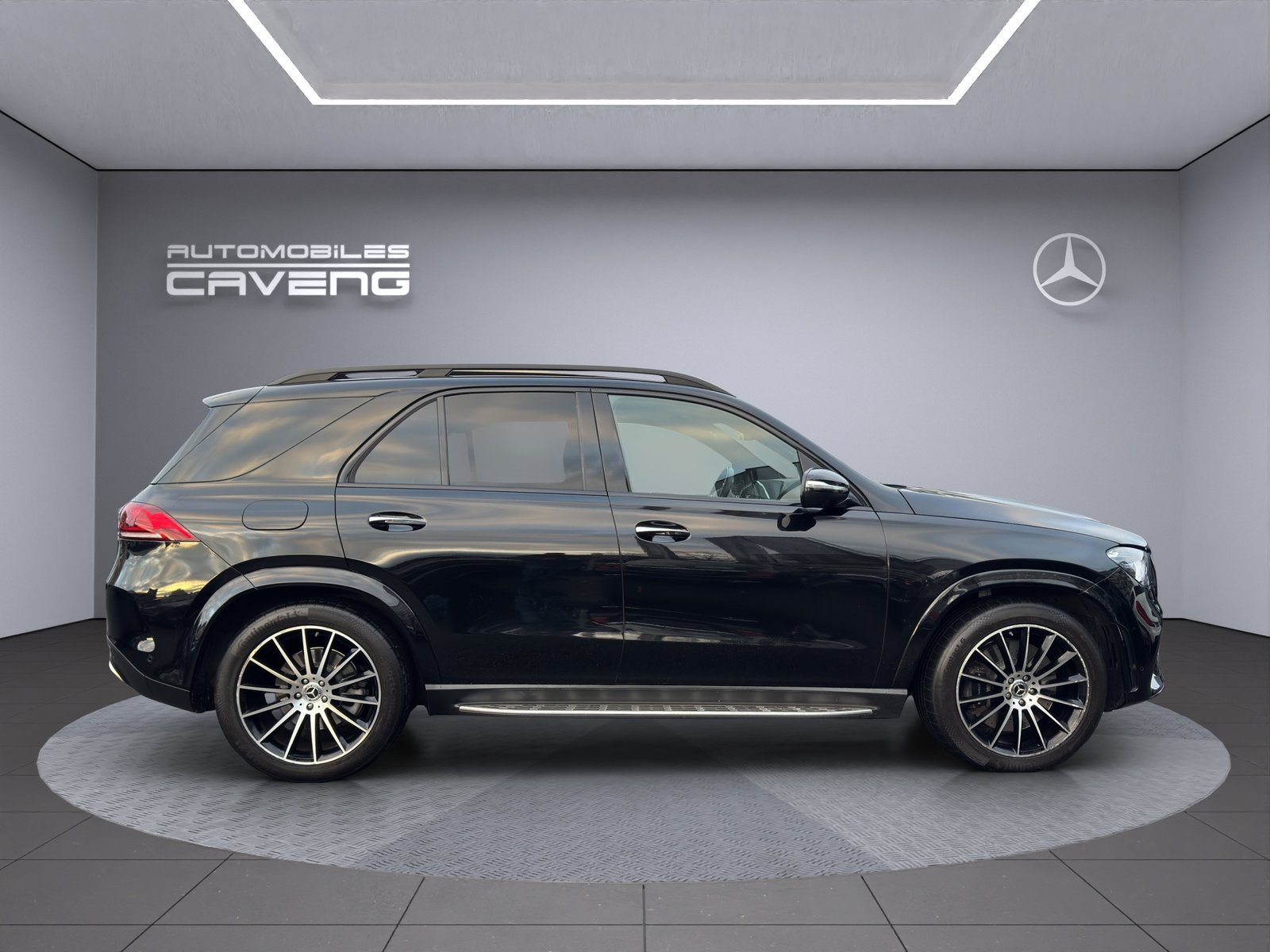 MERCEDES-BENZ GLE 580 4Matic AMG Line 9G-Tronic, Mild-Hybrid Benzin/Elektro, Occasion / Gebraucht, Automatik - 7
