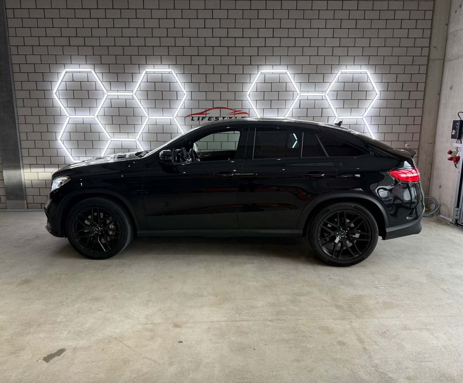 MERCEDES-BENZ GLE Coupé 63 AMG 4Matic Speedshift, Essence, Occasion / Utilisé, Automatique - 2
