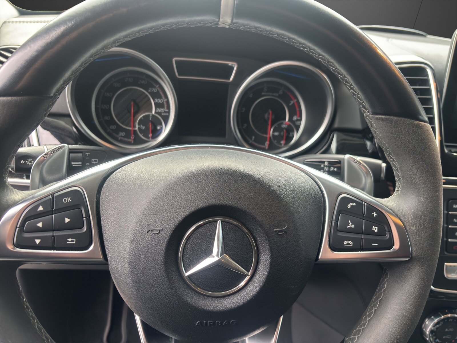 MERCEDES-BENZ GLE 63 S AMG 4Matic Speedshift Plus 7G-Tronic, Petrol, Second hand / Used, Automatic - 6