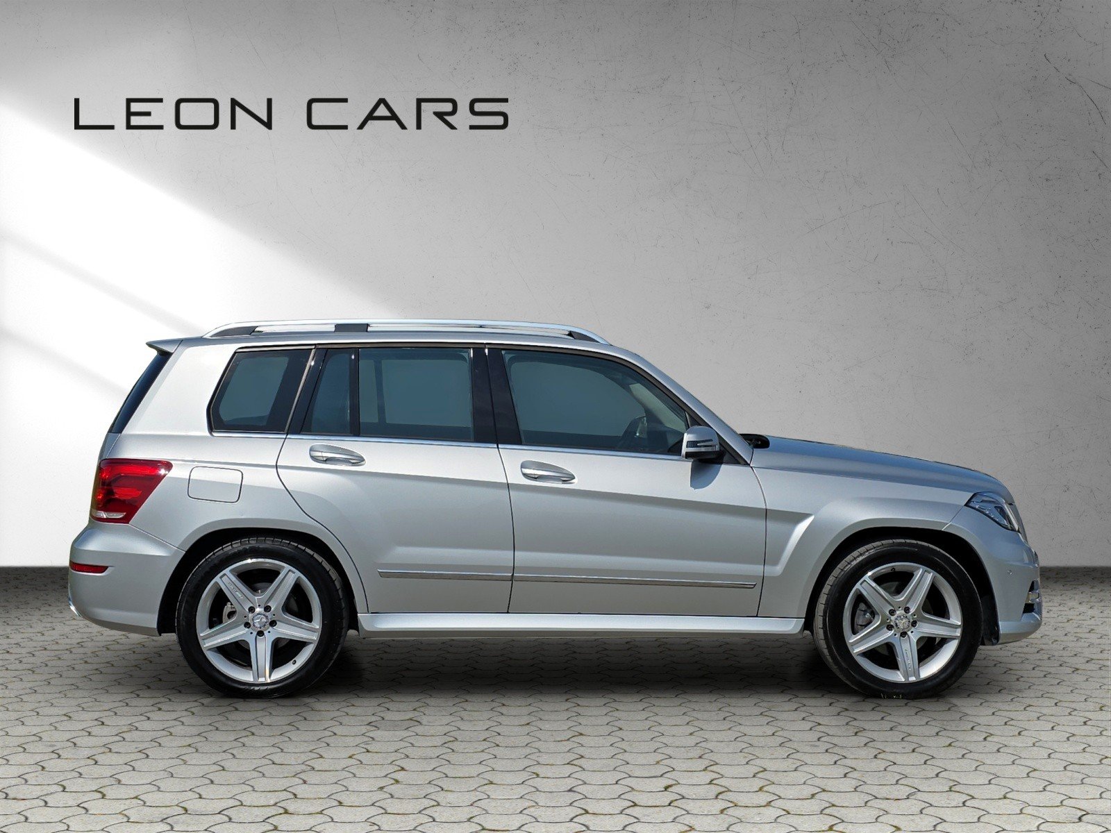 MERCEDES-BENZ GLK 250 4Matic 7G-Tronic AMG Line, Essence, Occasion / Utilisé, Automatique - 4