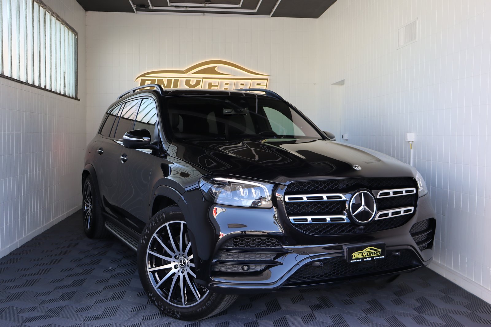 MERCEDES-BENZ GLS 400 D 4MATIC AMG LINE 9G-TRONIC ** FAHRASS