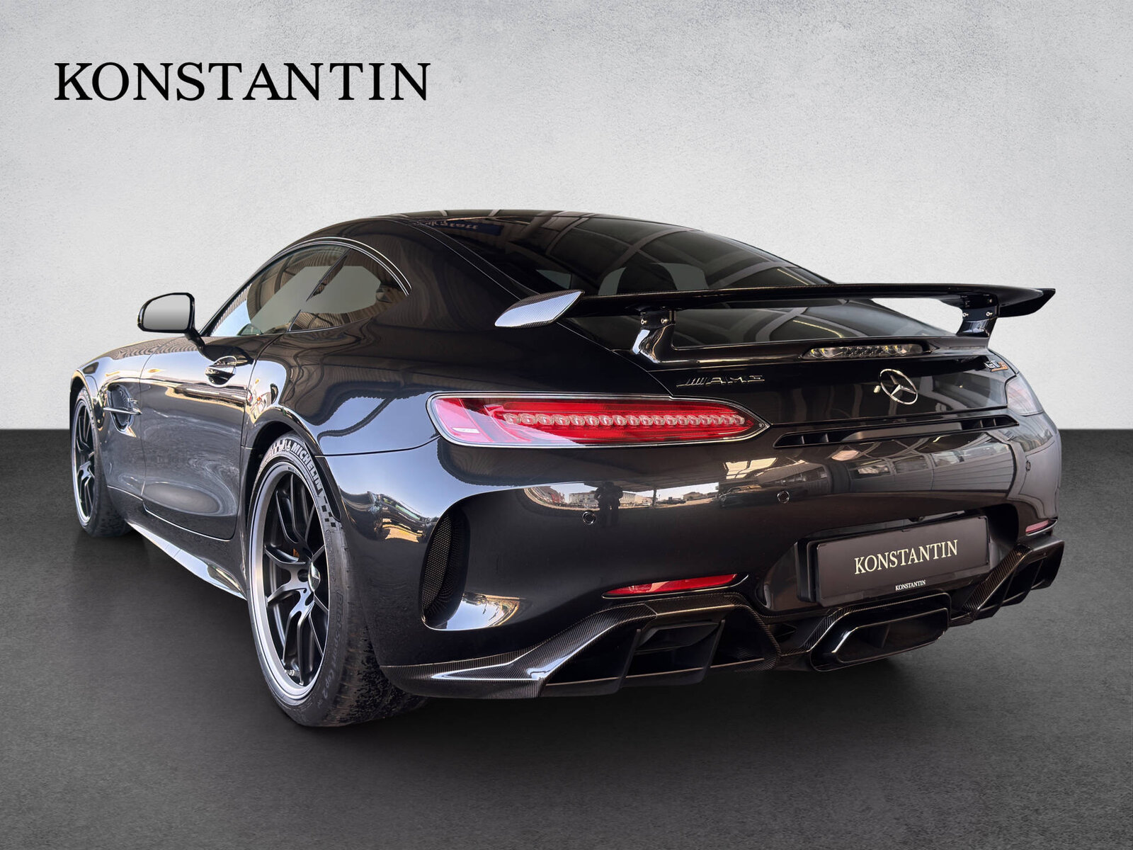 MERCEDES-BENZ AMG GT R Coupé, Petrol, Second hand / Used, Automatic - 4