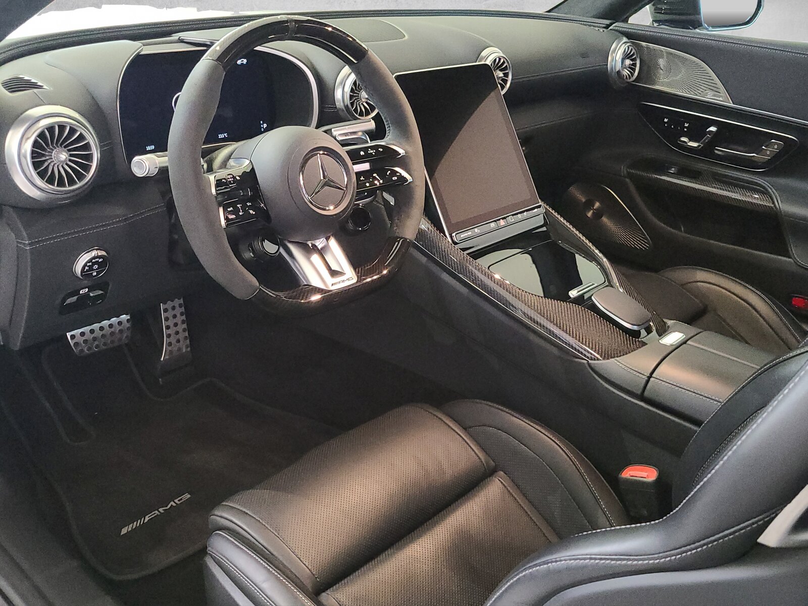 MERCEDES-BENZ AMG GT 63 Executive Edition 4matic+, Benzin, Occasion / Gebraucht, Automatik - 7