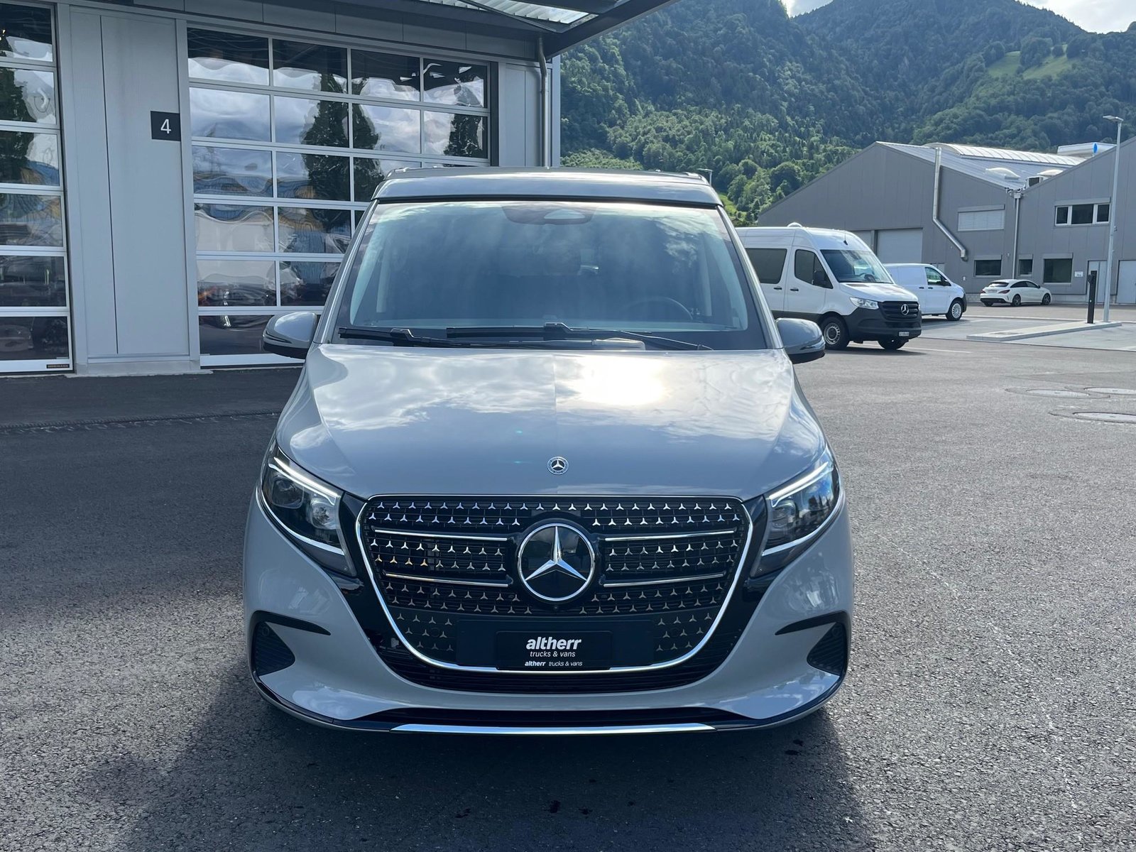 MERCEDES-BENZ Marco Polo 250 d, Diesel, Voiture nouvelle, Automatique - 4