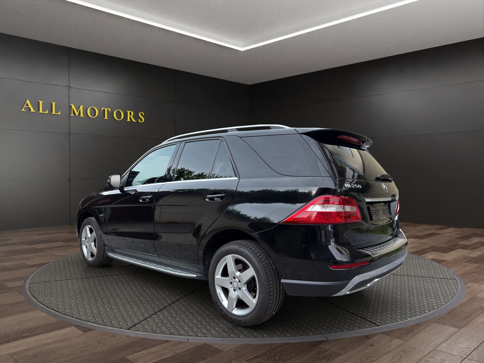 MERCEDES-BENZ ML 250 BlueTEC 4Matic 7G-Tronic, Diesel, Occasion / Gebraucht, Automatik - 4