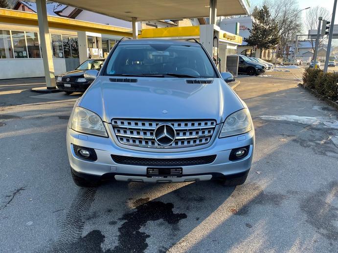 MERCEDES-BENZ ML 320 CDI 4Matic 7G-Tronic, Diesel, Second hand / Used, Automatic