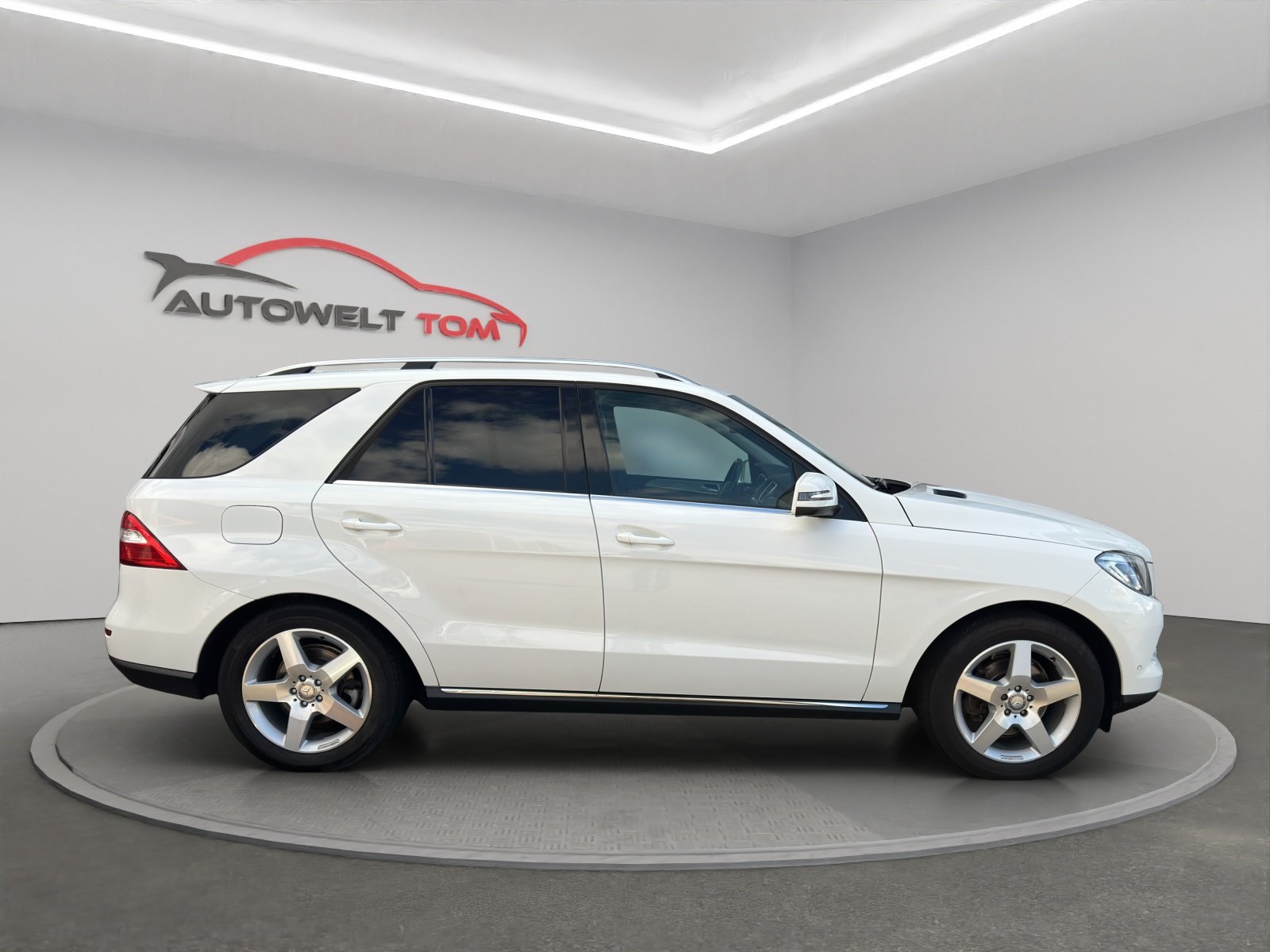 MERCEDES-BENZ ML 350 BlueTEC Executive 4Matic 7G-Tronic, Diesel, Occasion / Gebraucht, Automatik - 6