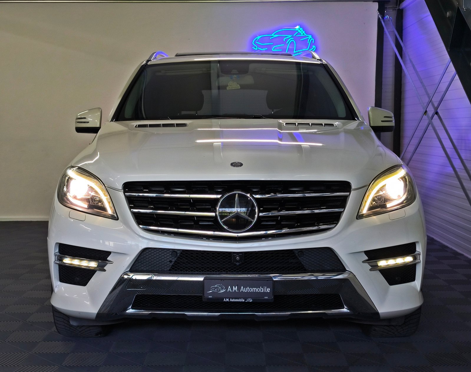 MERCEDES-BENZ ML 350 BlueTEC Executive 4Matic 7G-Tronic, Diesel, Second hand / Used, Automatic - 2