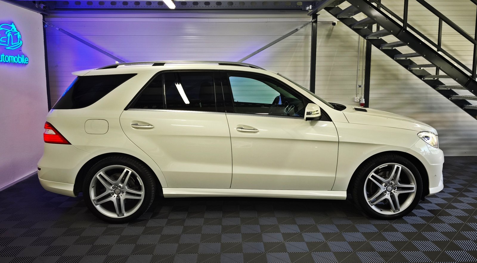MERCEDES-BENZ ML 350 BlueTEC Executive 4Matic 7G-Tronic, Diesel, Second hand / Used, Automatic - 4