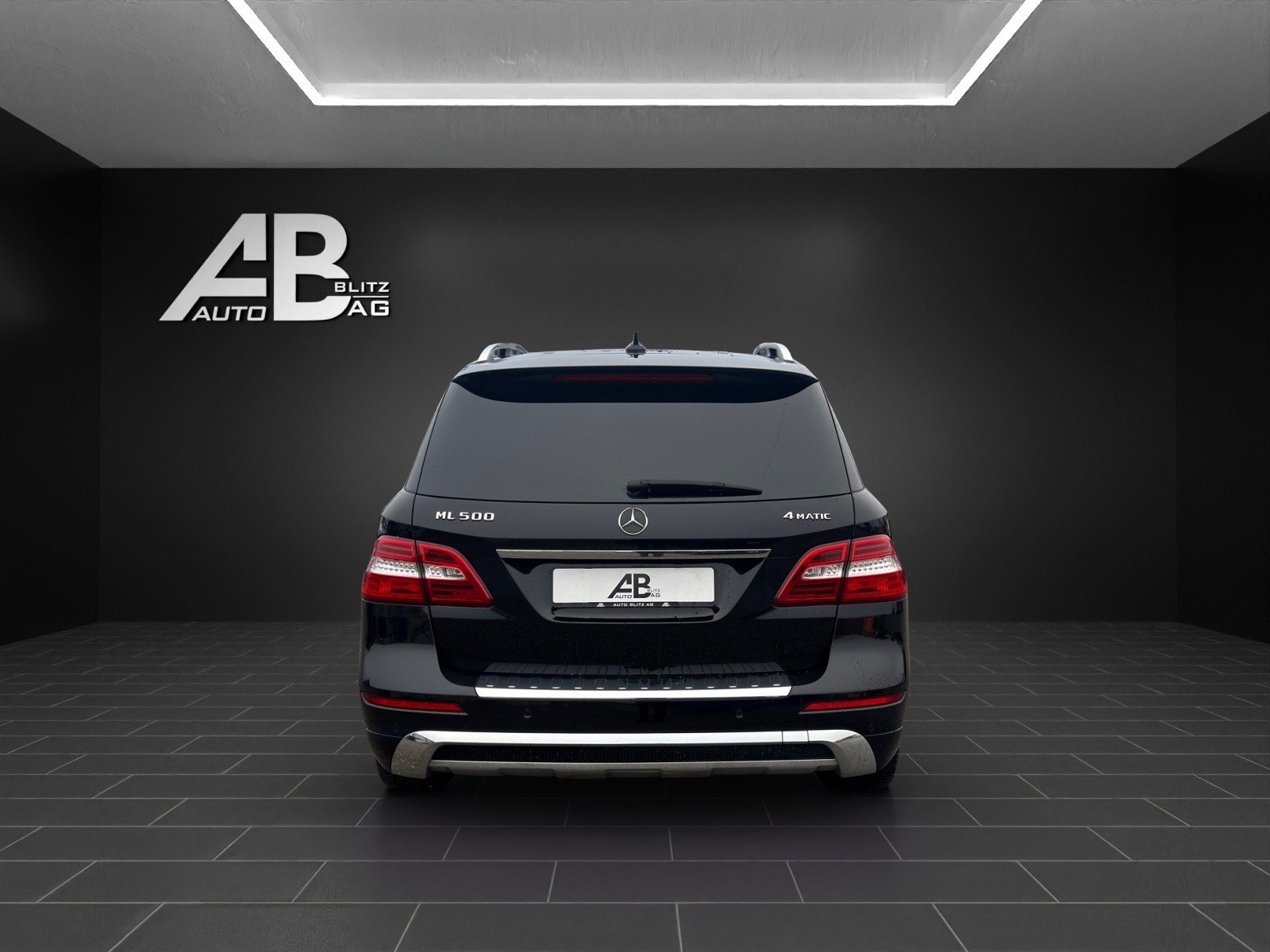 MERCEDES-BENZ ML 500 Executive AMG Sport-Paket 4Matic 7G-Tro, Essence, Occasion / Utilisé, Automatique - 4