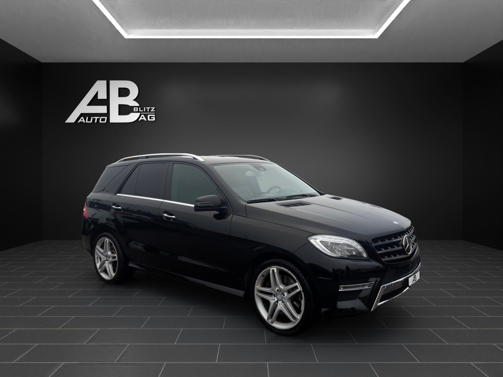 MERCEDES-BENZ ML 500 Executive AMG Sport-Paket 4Matic 7G-Tro, Essence, Occasion / Utilisé, Automatique - 6