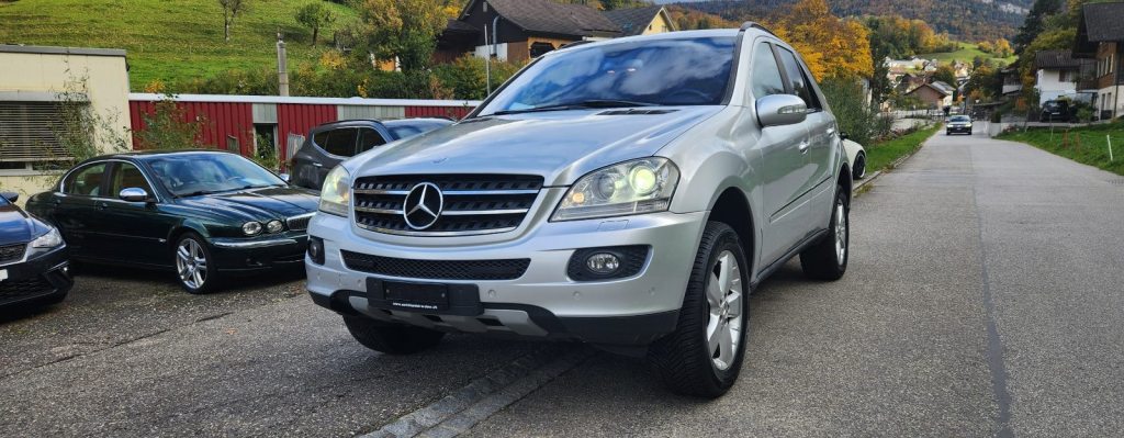 MERCEDES-BENZ ML 500 V8