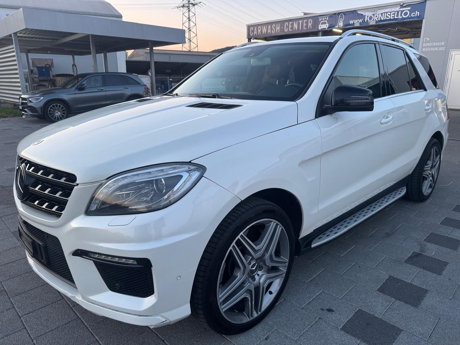 MERCEDES-BENZ ML 63 AMG 4Matic Speedshift
