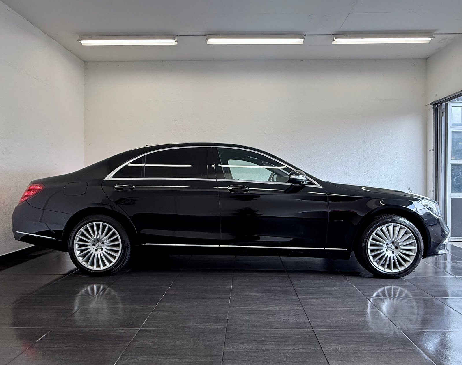 MERCEDES-BENZ S 350 d L 4Matic 9G-Tronic, Diesel, Second hand / Used, Automatic - 4