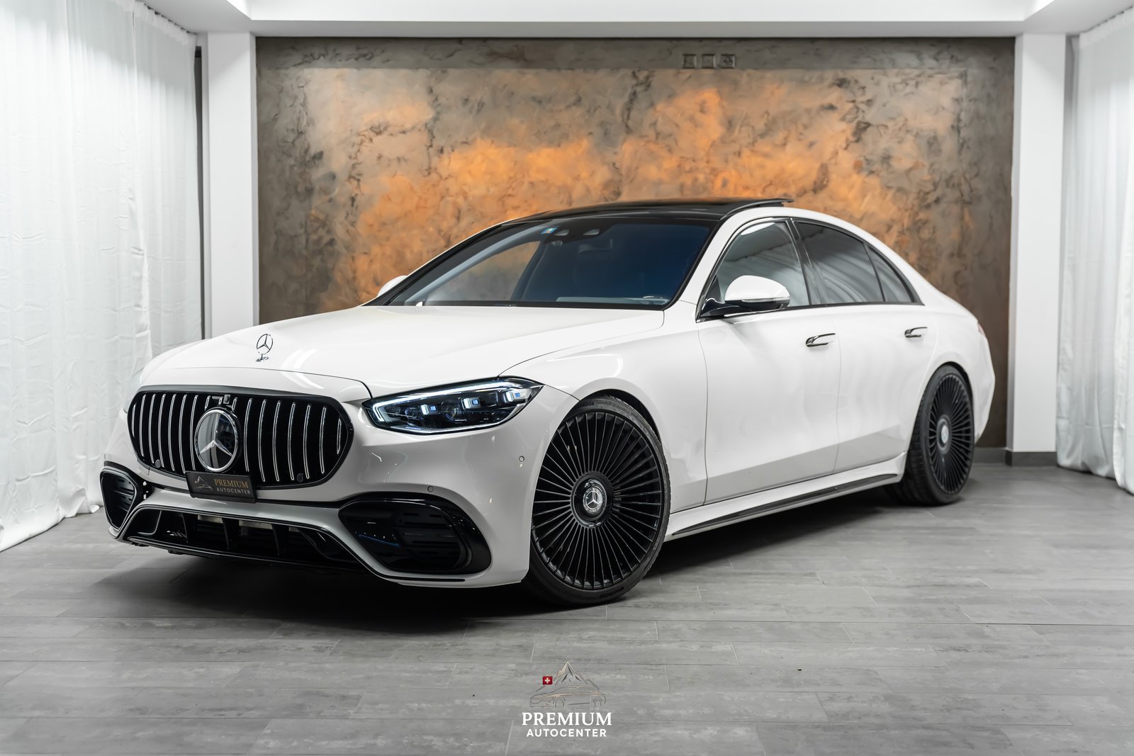 MERCEDES-BENZ S 500 4Matic *S63 AMG Umbau*Fond-TV*Burmester-