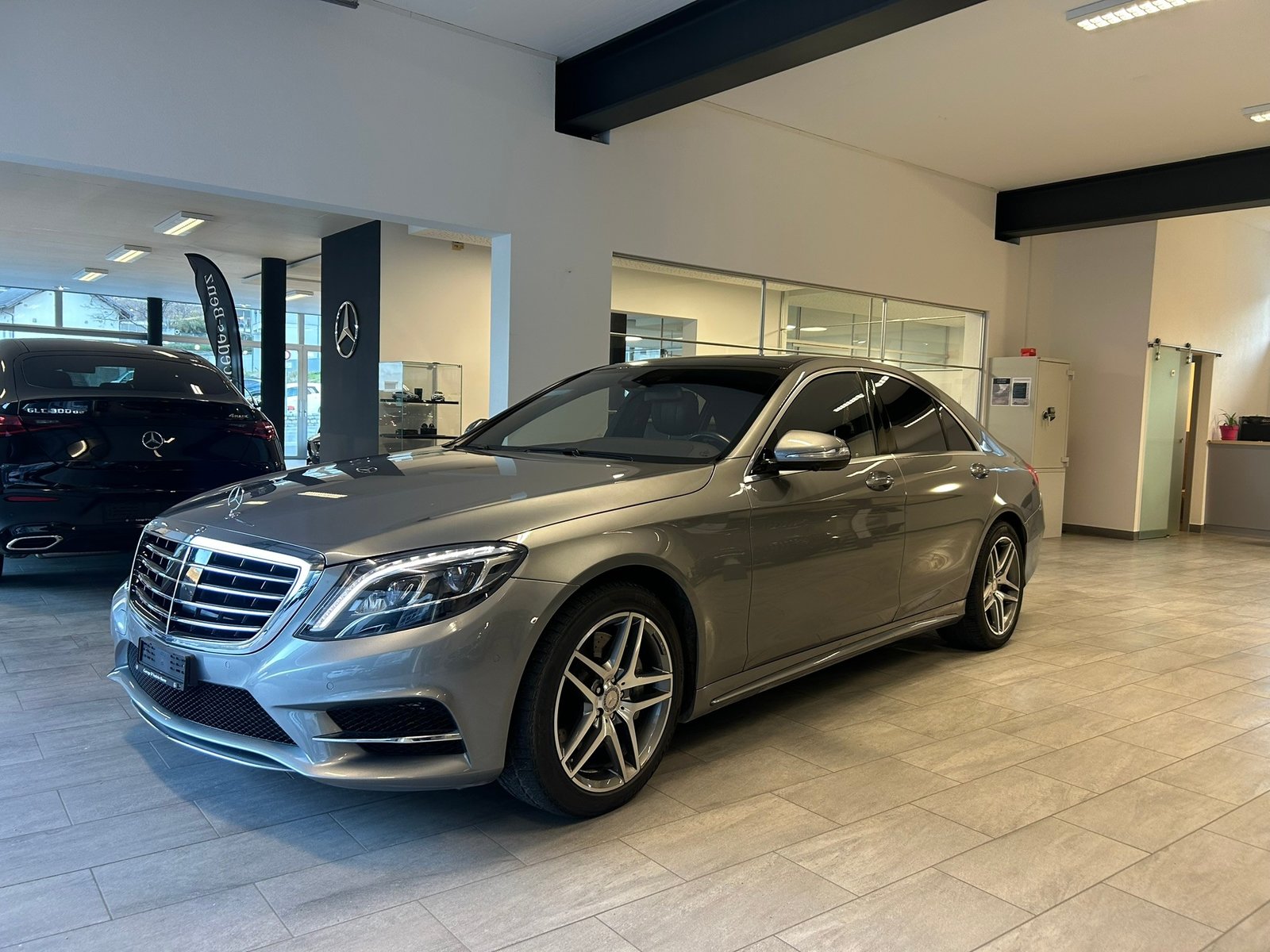 MERCEDES-BENZ S 500 4Matic 7G-Tronic AMG Line