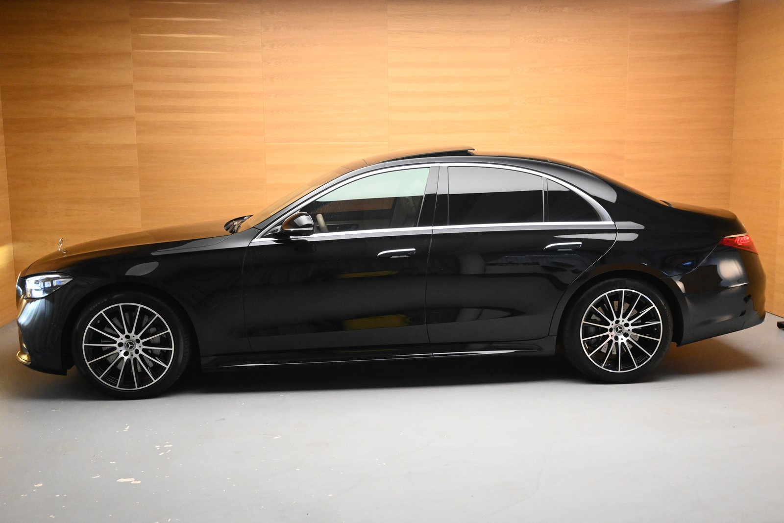 MERCEDES-BENZ S 500 4Matic AMG Line 9G-Tronic, Mild-Hybrid Benzin/Elektro, Occasion / Gebraucht, Automatik - 2