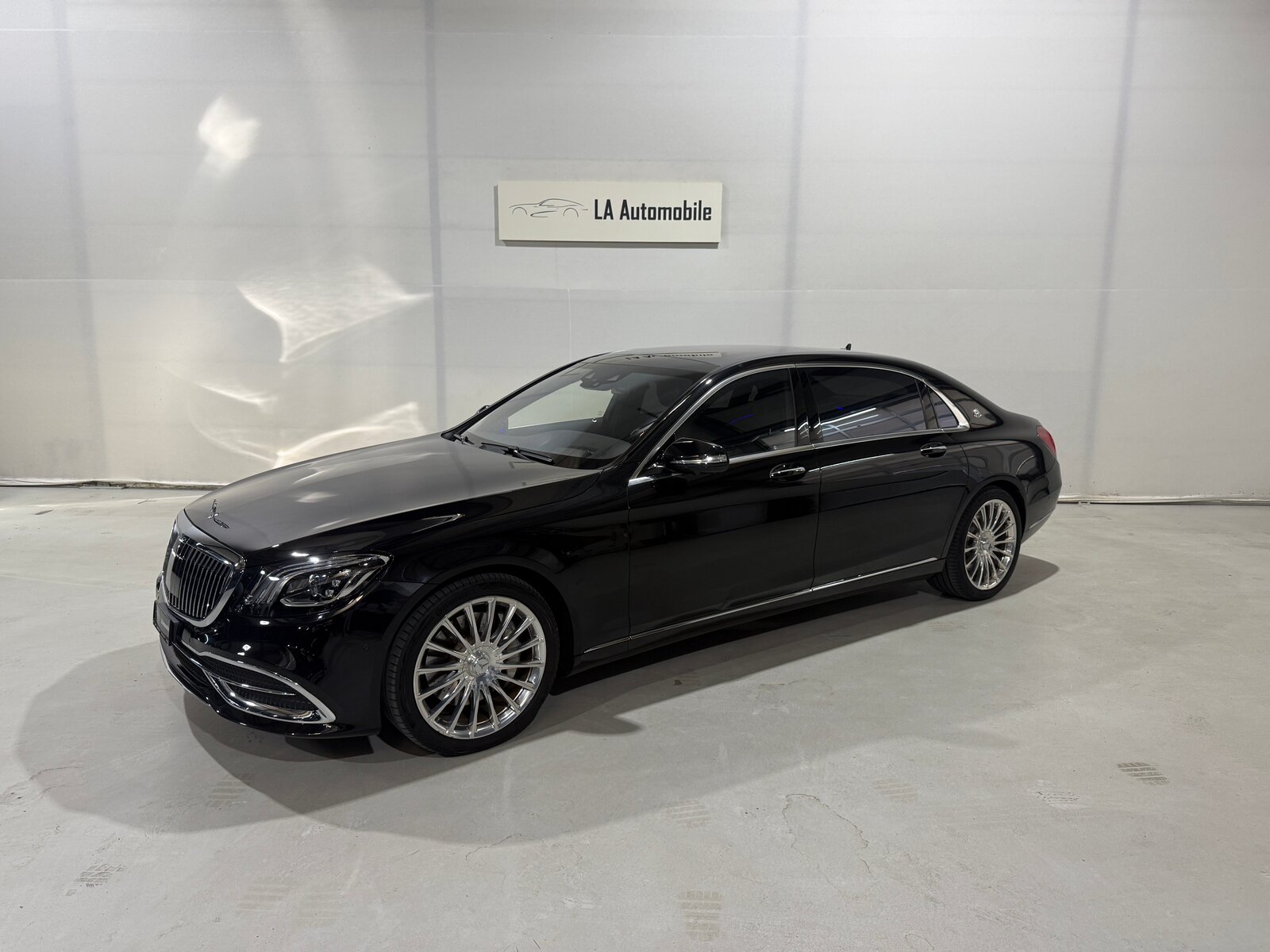MERCEDES-BENZ S 560 Maybach 4Matic 9G-Tronic